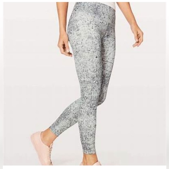 Lululemon Wunder Under High Rise Legging Women’s Size 10 - Picture 2 of 11